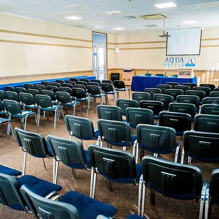 Aqua 4*
